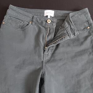 7 Diamonds Generation Kick Flare Relaxed Fit Straight Women's SZ 30 EUC $128 NEW